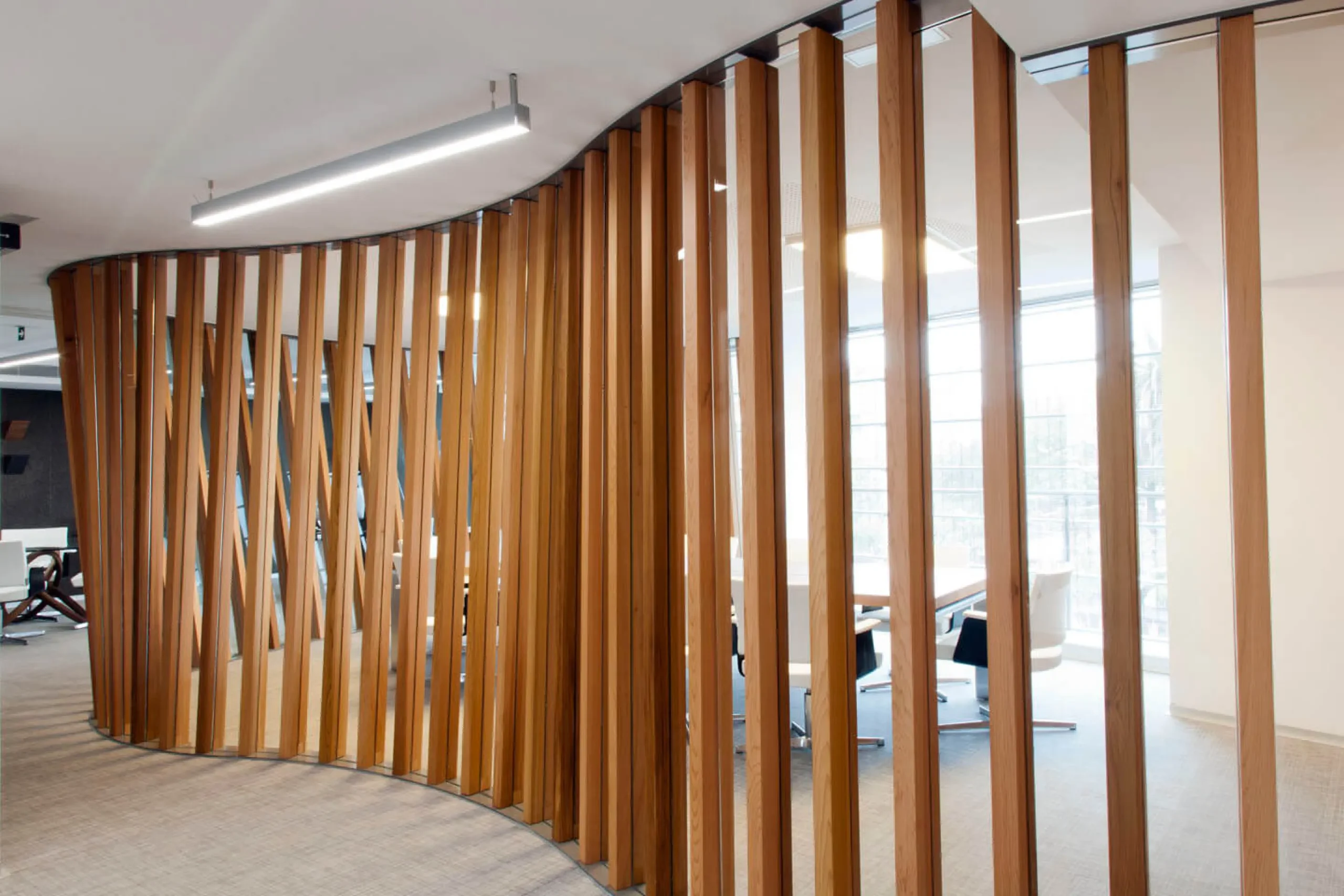 Sala de conferencia con forma de guitarra