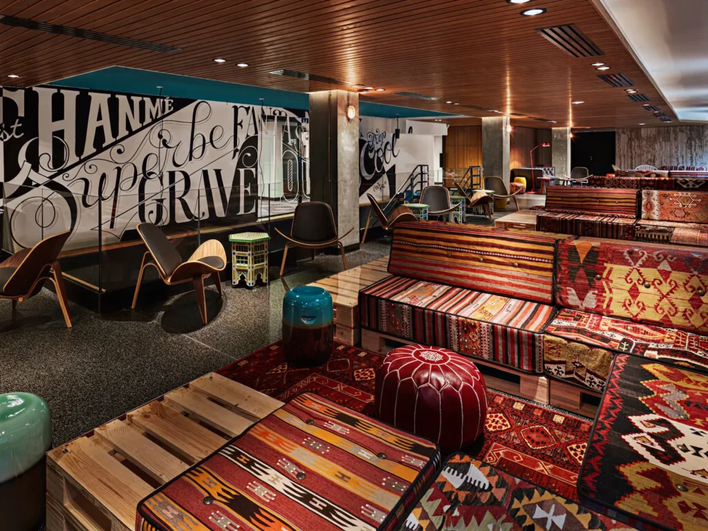 Interiosimo zona comun Generator Paris