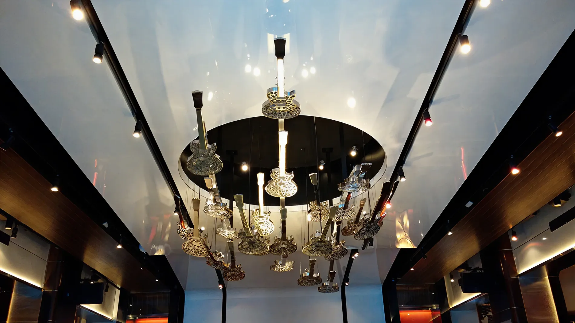 diseño, fabricación e intalación de lampara acento en el hard rock cafe